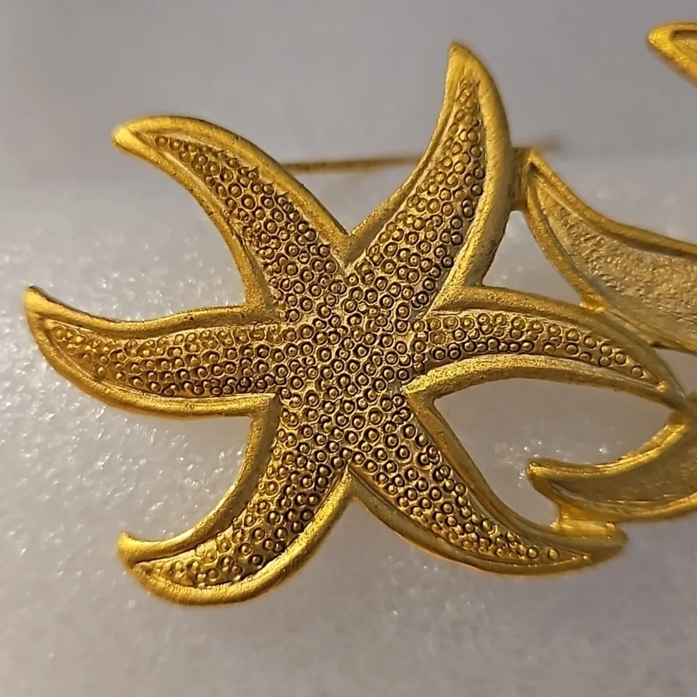 STARFISH Goldtone Brooch